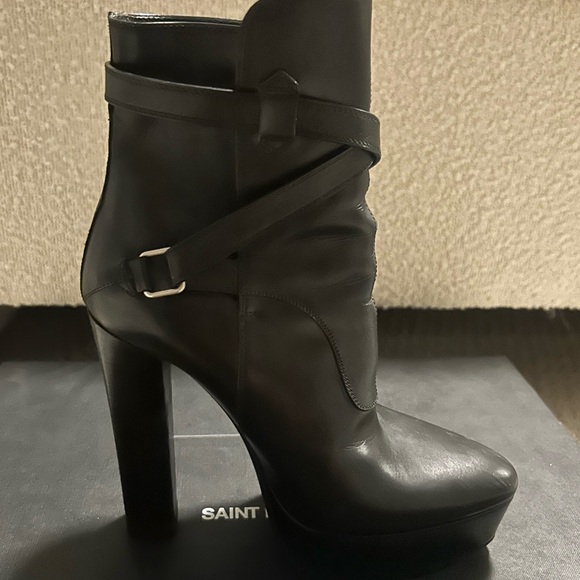 YSL Authentic  boot - Picture 4 of 13